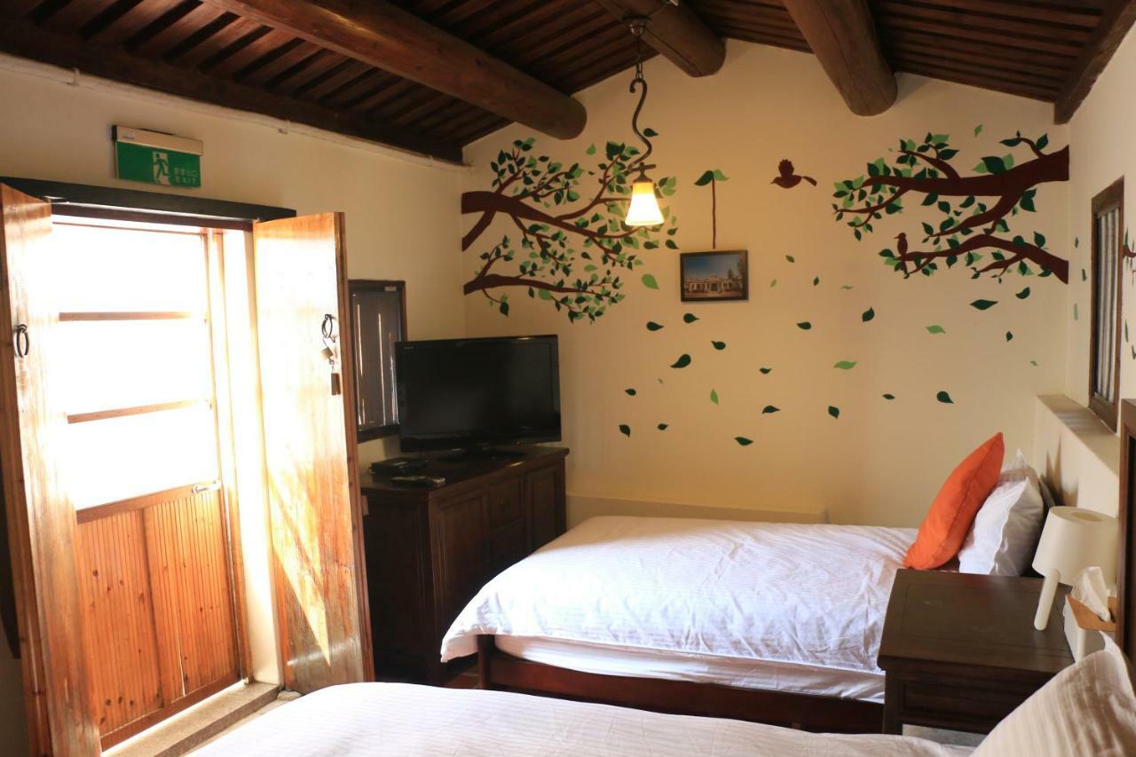 Longmen Inn Bed And Breakfast Jinning Экстерьер фото